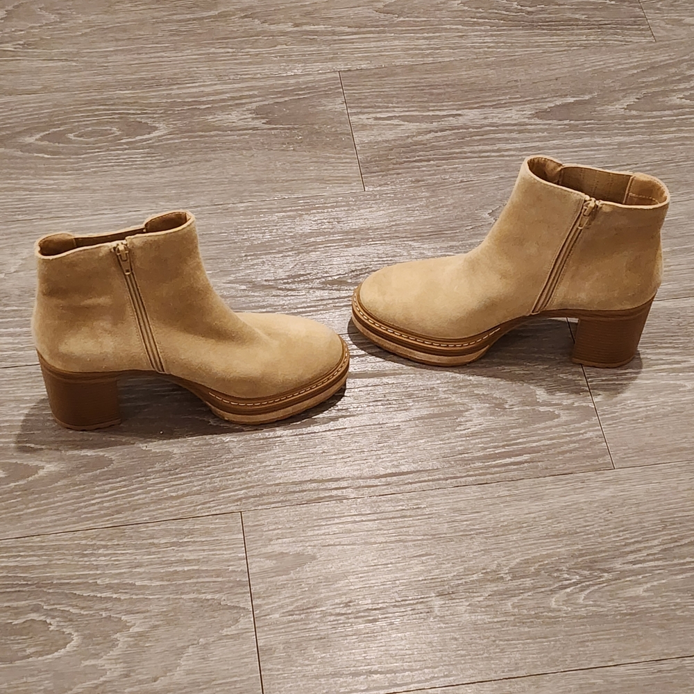 Steve Madden Sand Suede Block Heel Ankle Boots, 9 1/2 - Picture 6 of 10